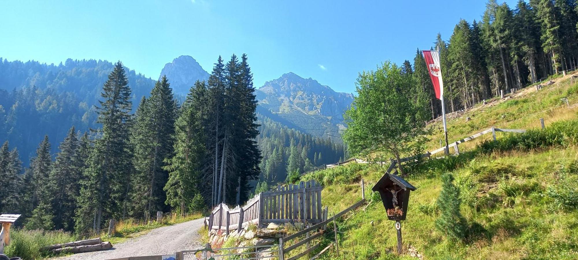 Ferienwohnung Goetzner Auszeit Innsbruck Esterno foto